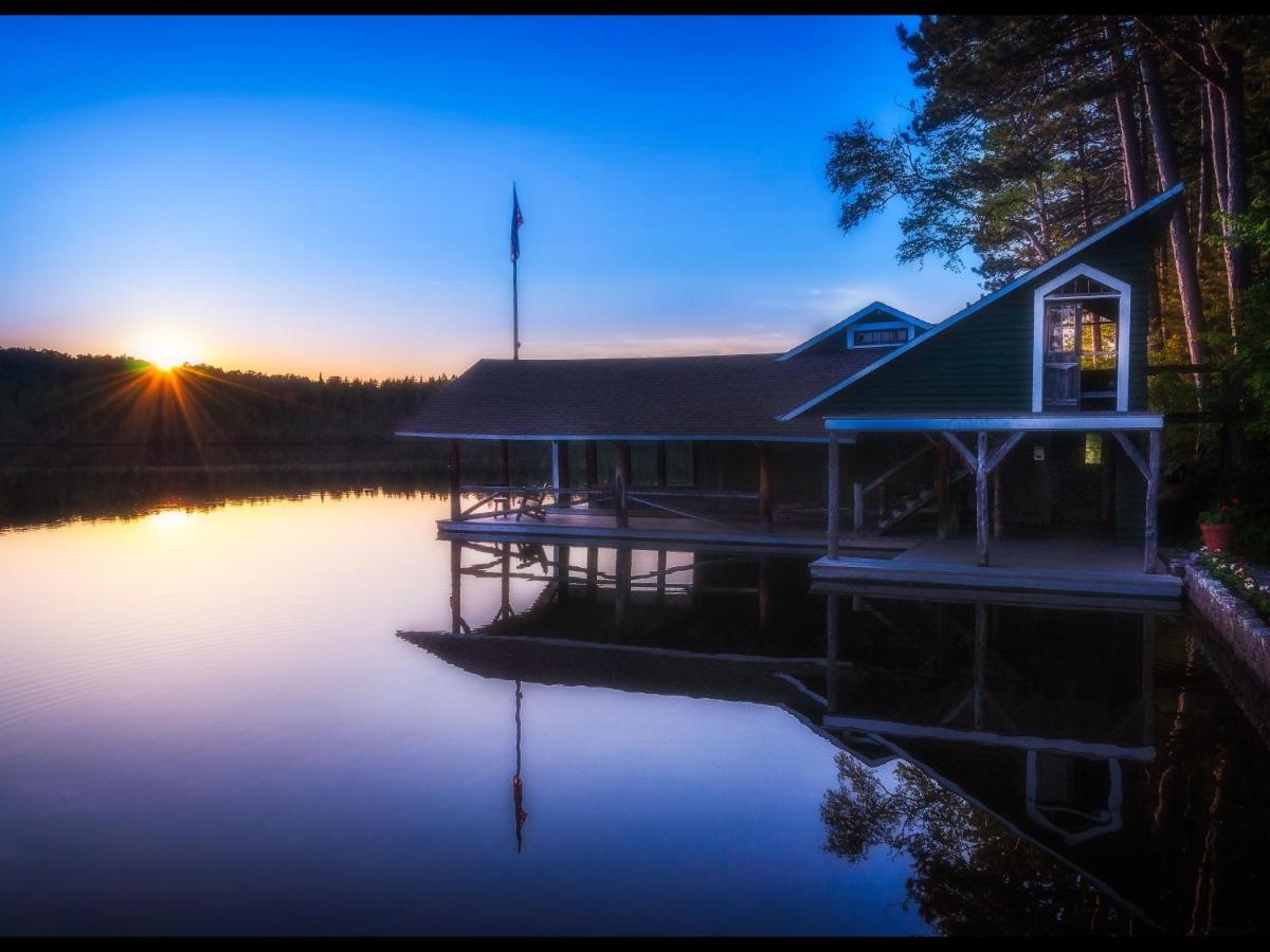 White Pine Camp Hotel Paul Smiths Bagian luar foto
