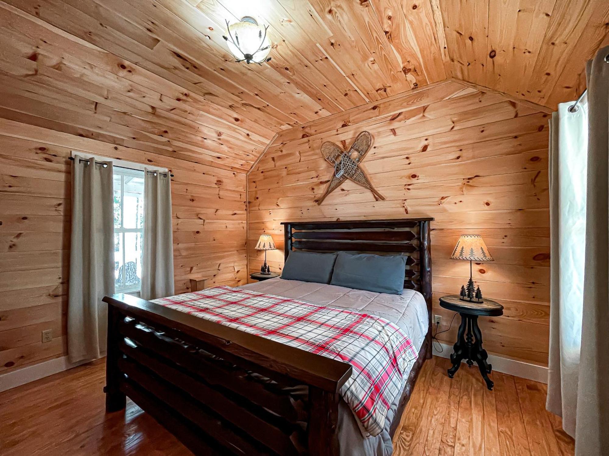 White Pine Camp Hotel Paul Smiths Ruang foto