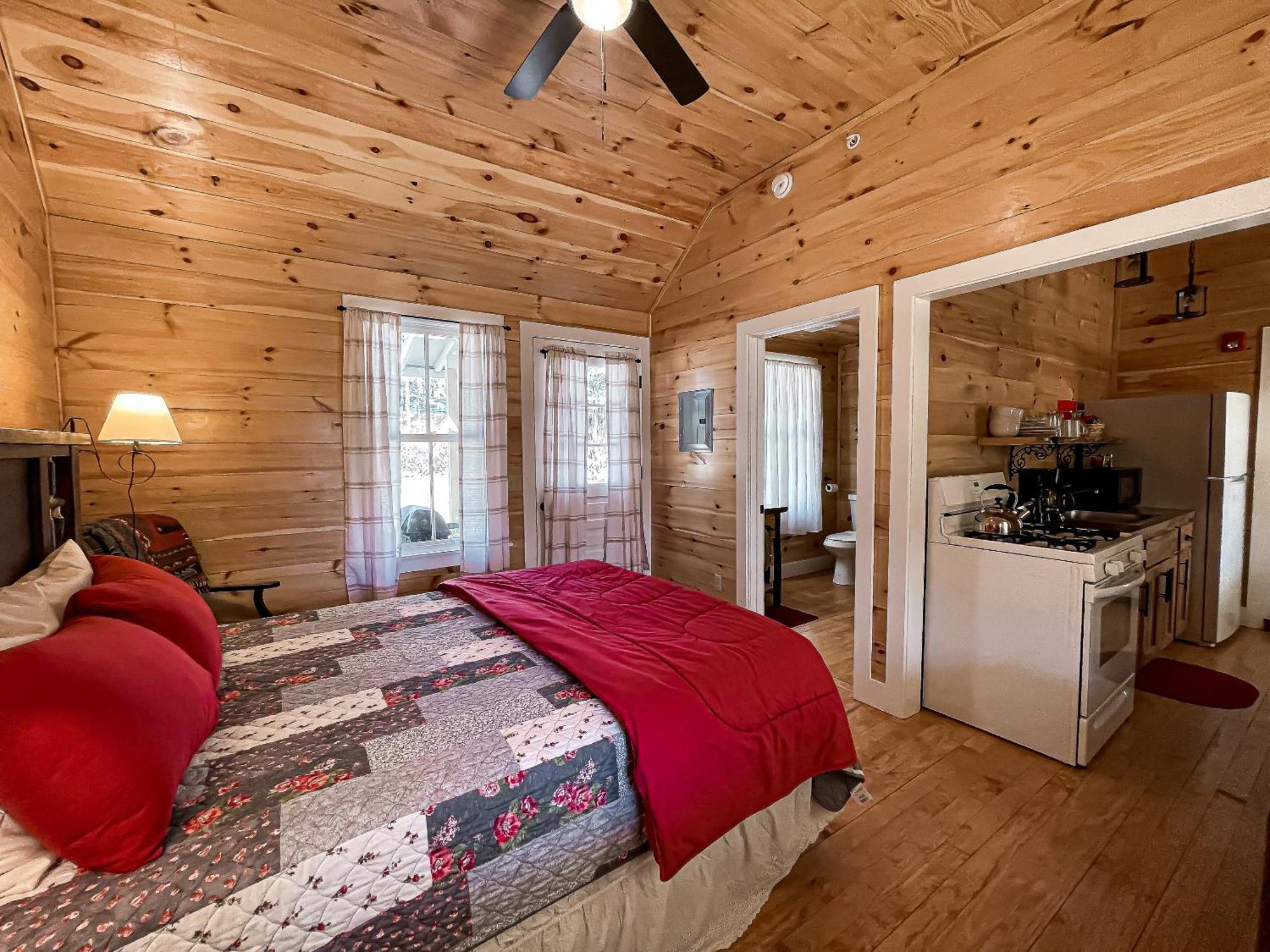 White Pine Camp Hotel Paul Smiths Ruang foto