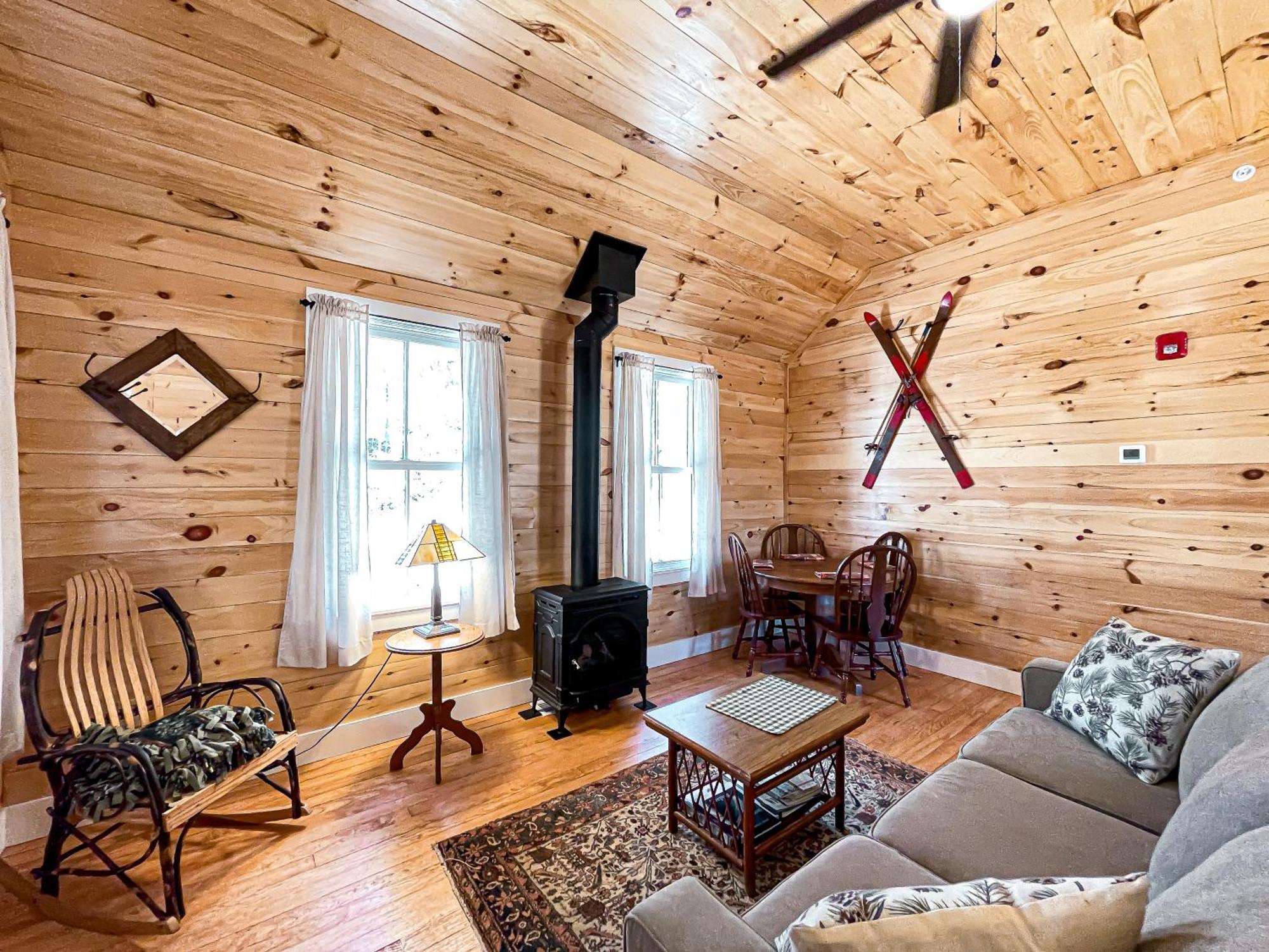 White Pine Camp Hotel Paul Smiths Ruang foto